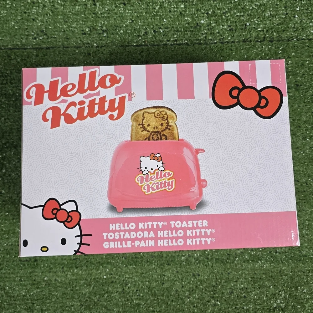 HELLO KITTY | lisenced 2-SLICE COOL TOUCH TOASTER -NWT! IN BOX!